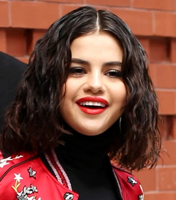 selenagomez-daily_281129.jpg