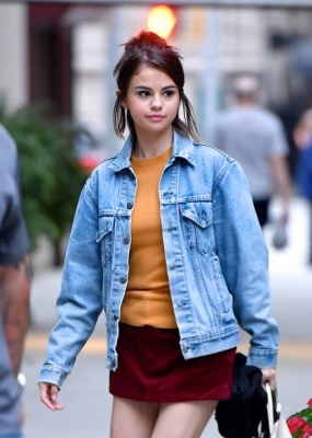 selenagomez-daily_281729.jpg