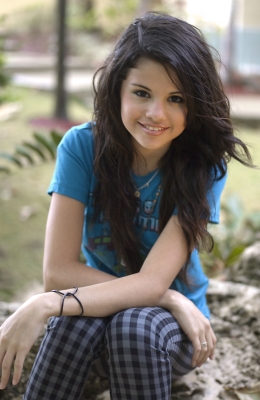 selenagomez-daily_286029.jpg