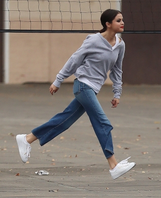 selenagomez-daily_285129.jpg