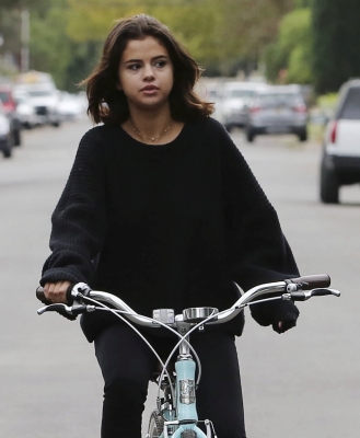 selenagomez-daily_2816329.jpg