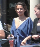 selenagomez-daily_282629.jpg