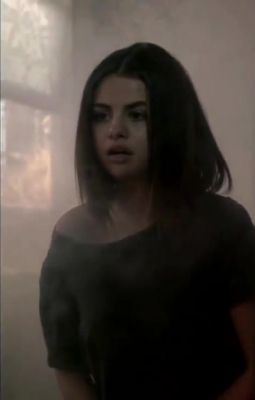 selenagomez-daily_282329.jpg