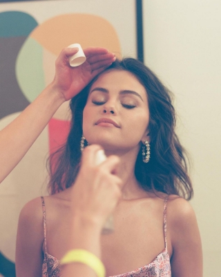 selenagomez-daily_28529.jpg