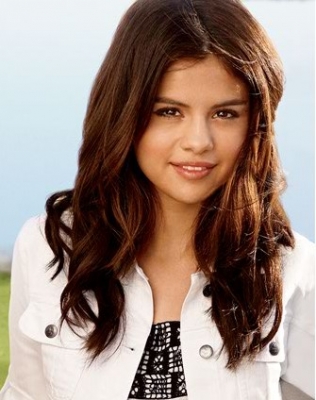 selenagomez-daily_28329.jpg