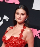 selenagomez-daily_287429.jpg