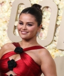 selenagomez-daily_2828929.jpg