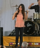 selenagomez-daily_281229.jpg