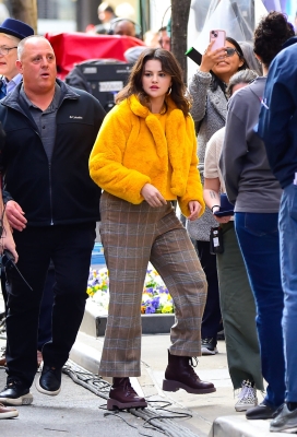 selenagomez-daily_285629.jpg