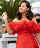 selenagomez-daily_2843629.jpg