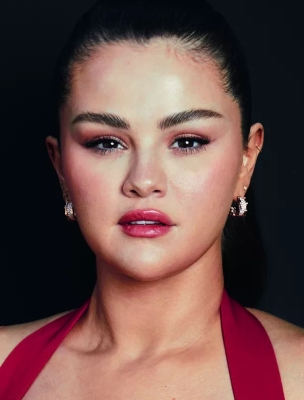 selenagomez-daily_28429.jpeg