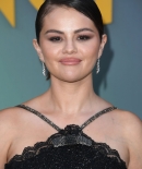 selenagomez-daily_281229.jpg