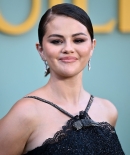 selenagomez-daily_283429.jpg