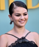 selenagomez-daily_287429.jpg