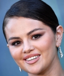 selenagomez-daily_288829.jpg