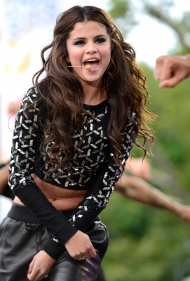 selenagomez-daily_2823429.jpg