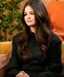 selenagomez-daily_281229.jpg