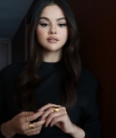 selenagomez-daily_28329.jpg