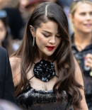 selenagomez-daily_281129.jpg