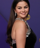 selenagomez-daily_2812929.jpg