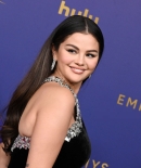 selenagomez-daily_282329.jpg