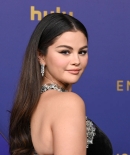 selenagomez-daily_282629.jpg