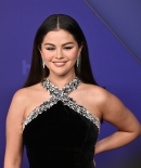 selenagomez-daily_286529.jpg