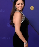 selenagomez-daily_287929.jpg