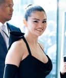 selenagomez-daily_28229.jpg