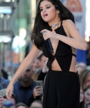 selenagomez-daily_28130329.JPG