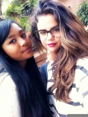 selenagomez-daily_28101129.jpg