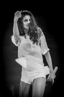 selenagomez-daily_28829.jpg