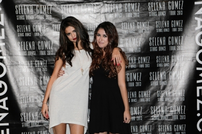 selenagomez-daily_28429.jpg