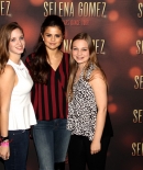 selenagomez-daily_283429.jpg