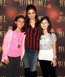 selenagomez-daily_285229.jpg