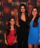 selenagomez-daily_2825029.JPG