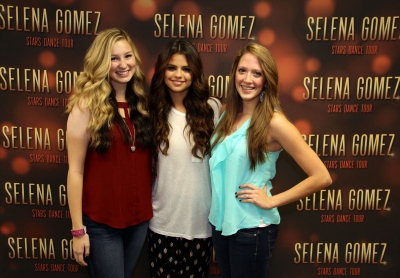 selenagomez-daily_2820029.JPG