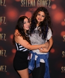 selenagomez-daily_289029.JPG