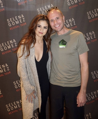 selenagomez-daily_285229.jpg